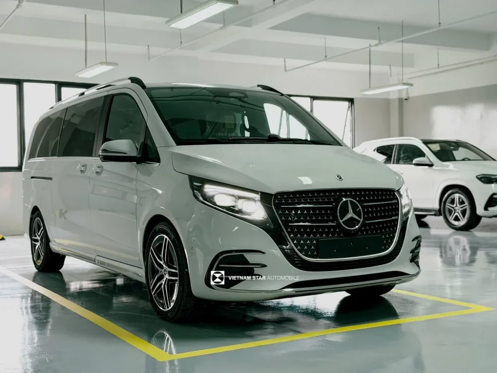 Mercedes-Benz V300 AMG