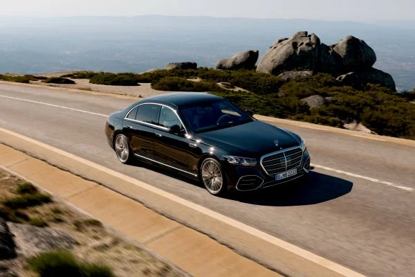 Mercedes 5 Chỗ Giá Bao Nhiêu? Bảng Giá Mới Nhất 2026 Tại Quận 7 Mercedes 5 Chỗ Giá Bao Nhiêu