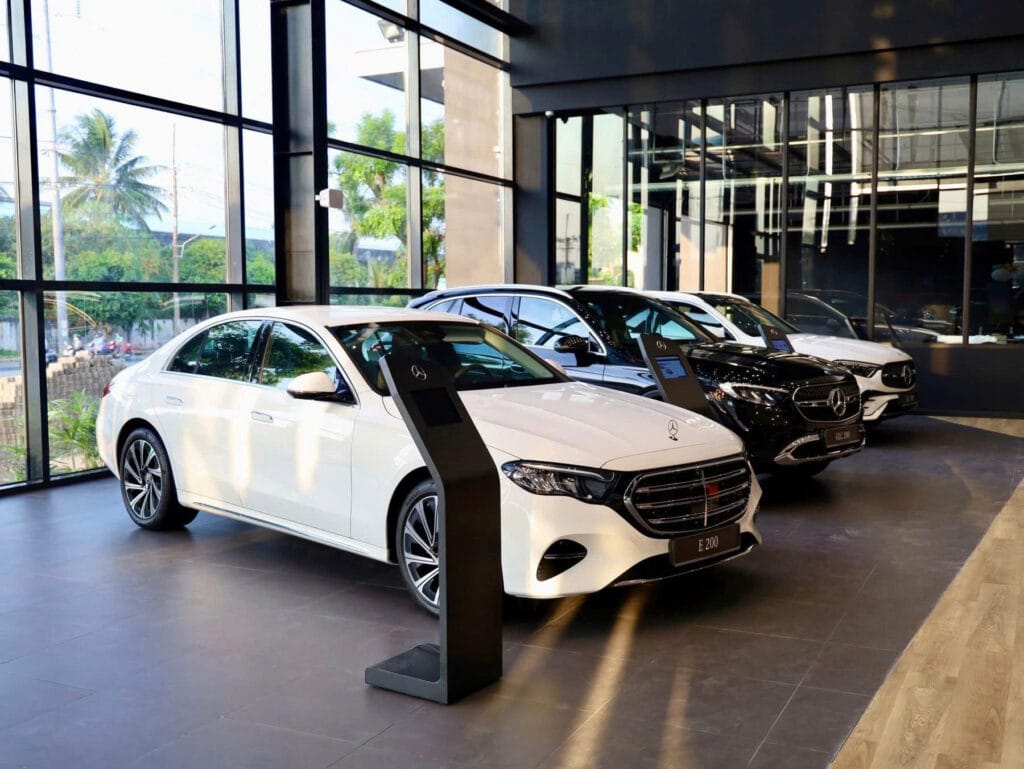 Mercedes Phú Mỹ Hưng Quận 7