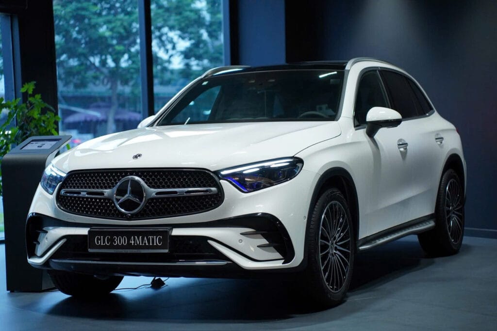 Mercedes GLC 300 Giảm Giá 400 Triệu Tháng 05/2026: Cơ Hội Vàng! Mercedes GLC 300 Giảm Giá