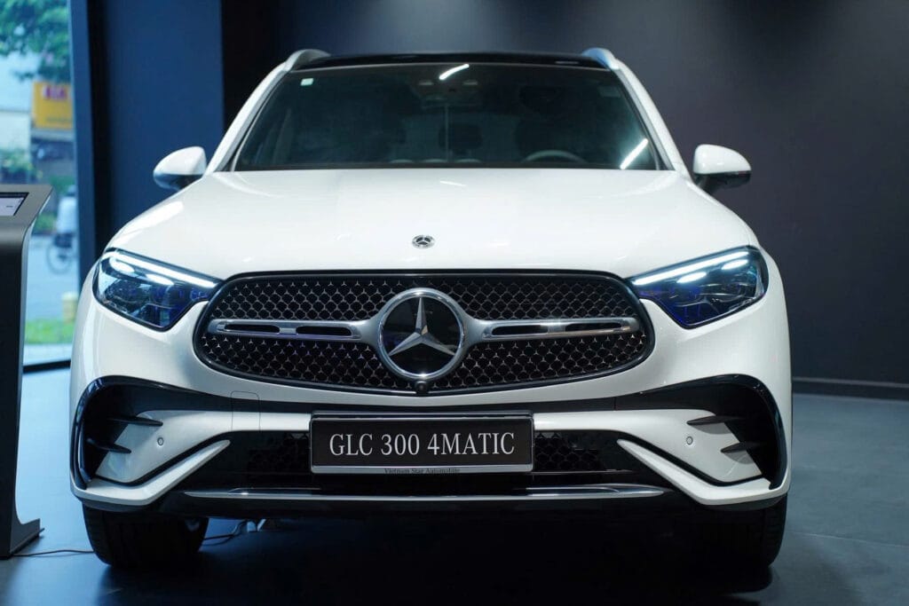 Mercedes GLC 300 Giảm Giá 400 Triệu Tháng 05/2026: Cơ Hội Vàng! Mercedes GLC 300 Giảm Giá