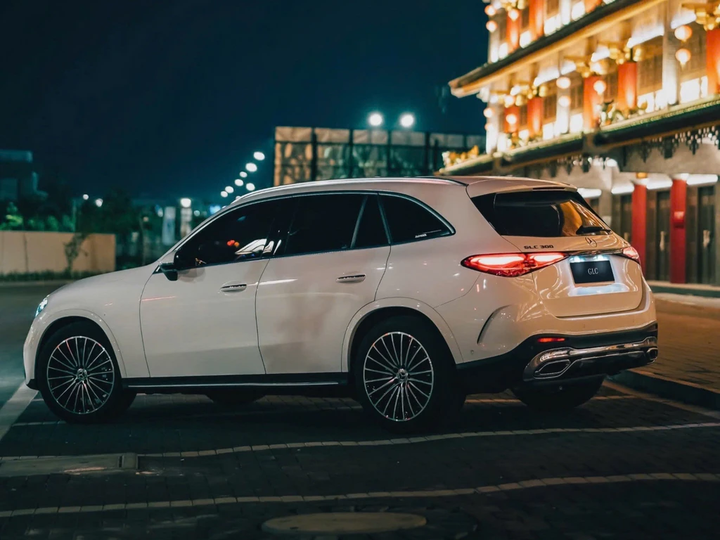 Bảng Giá Xe Mercedes GLC Mới Nhất