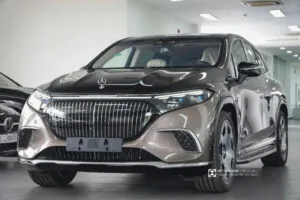 Giá Xe Mercedes-Maybach EQS 680 SUV Lăn Bánh Mới Nhất