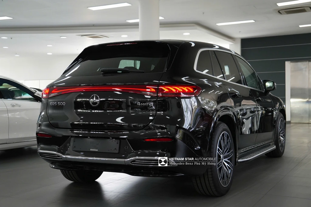 Mercedes-Benz EQS 500 4Matic SUV Màu Đen
