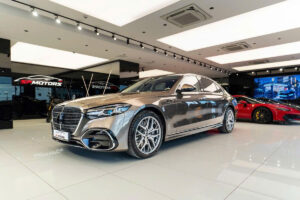 Mercedes Benz S450 AMG 6
